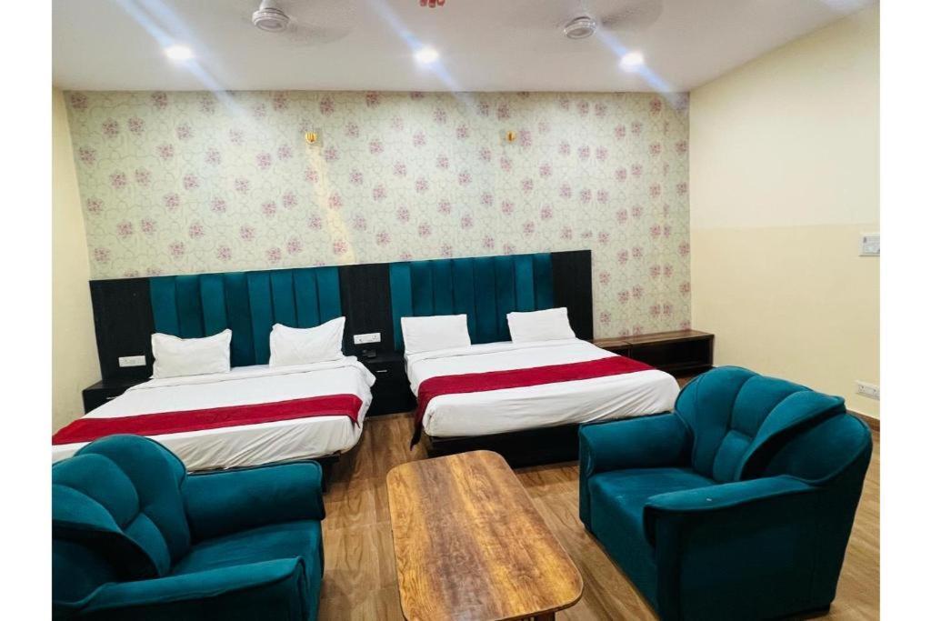 Hotel S V Grand Varanasi Ngoại thất bức ảnh